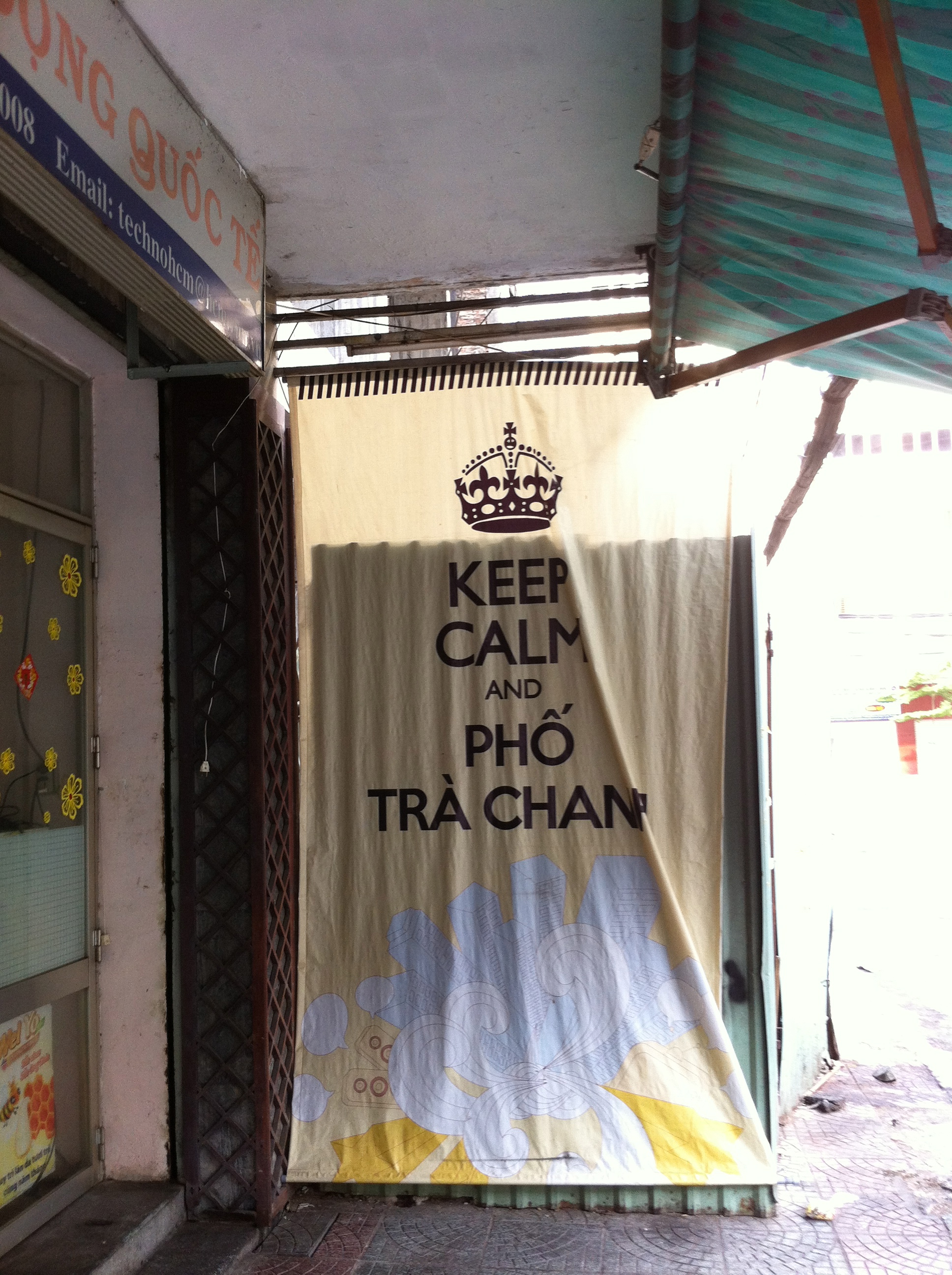 No idea what that means but it could be a reference to Tea (Tra?) and Pho.