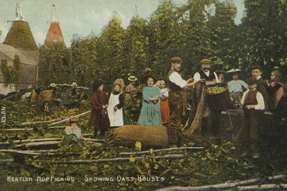 hop-picking-oast-houses