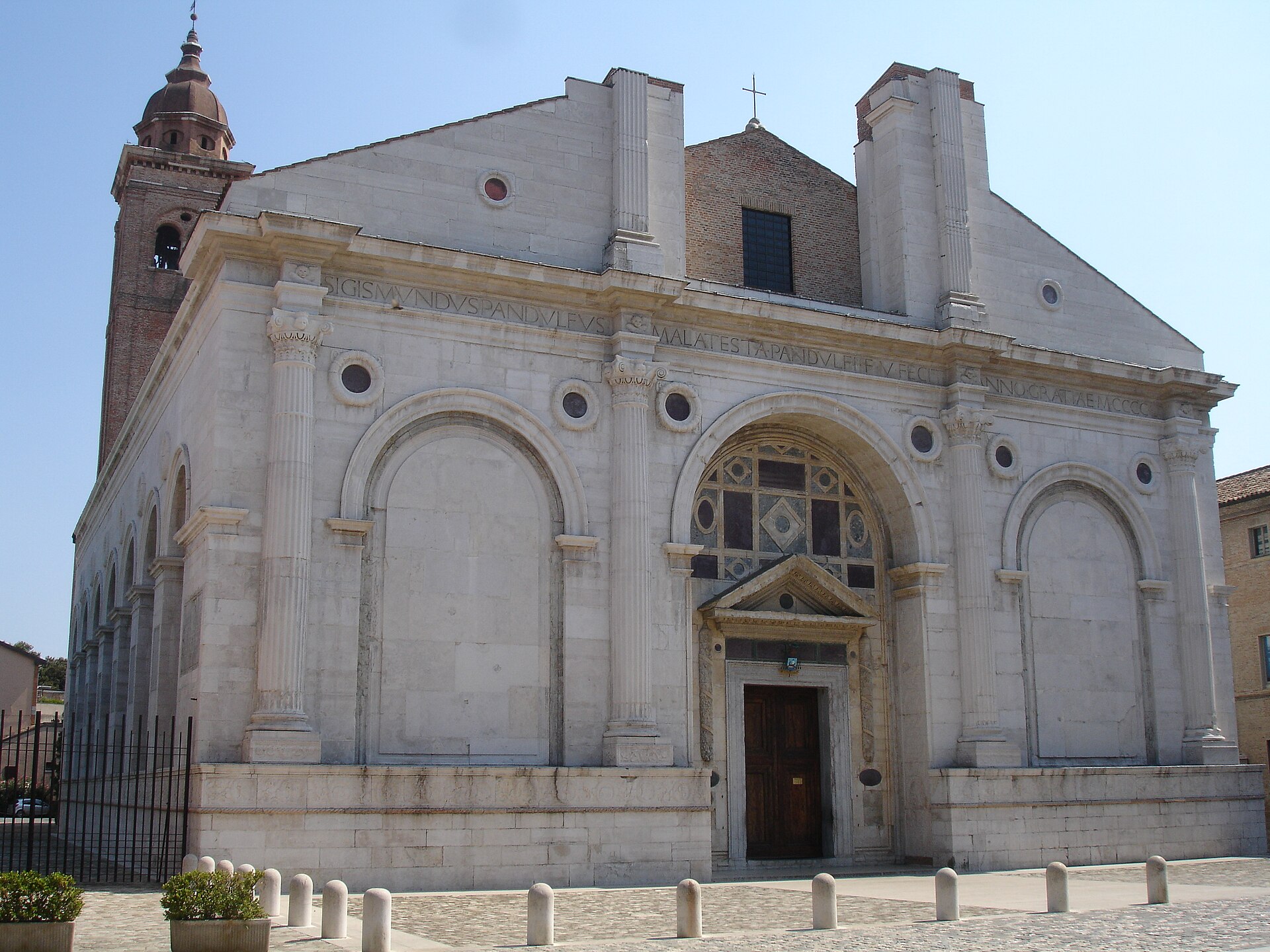 Image of the Tempio Malatestiano.